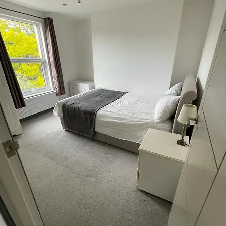 Nky Classic Brixton Apartment Three London Exterior photo